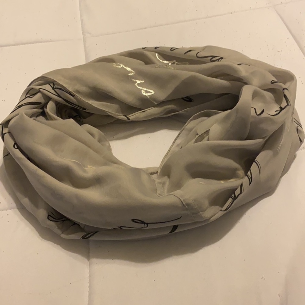 Scarf